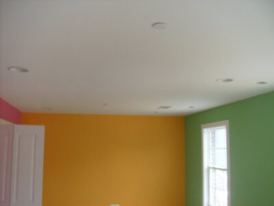 Green & yellow walls in a room